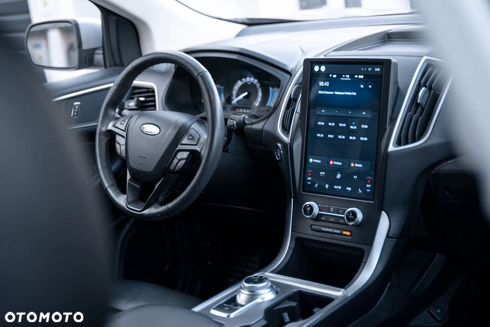 Ford Edge - 12