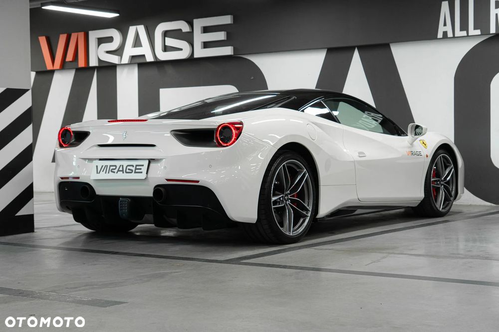 Ferrari 488 - 14