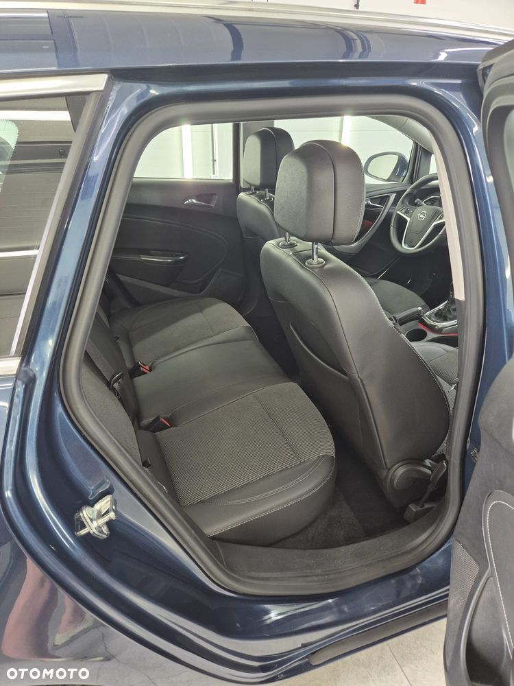 Opel Astra 1.4 Turbo Innovation - 14