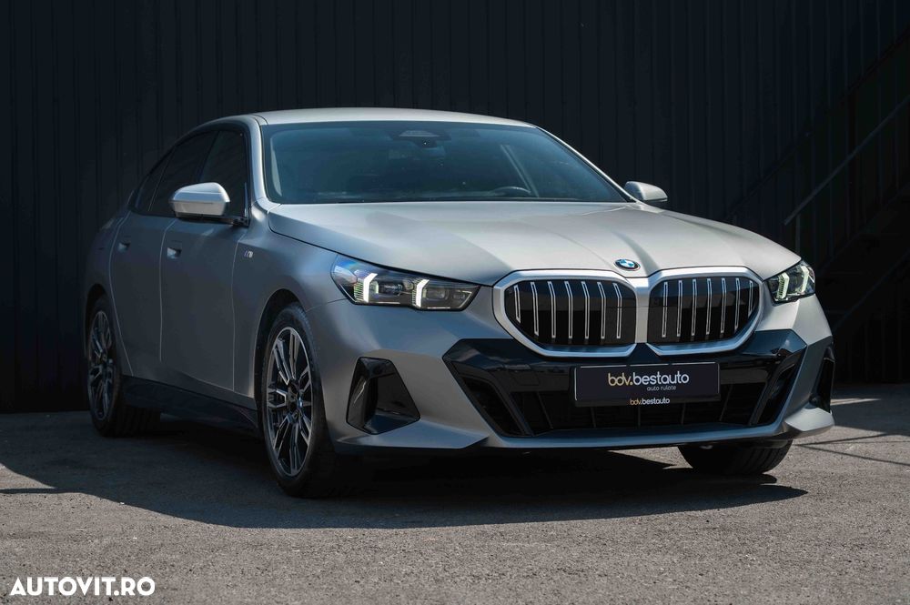 BMW Seria 5 520i AT MHEV - 31