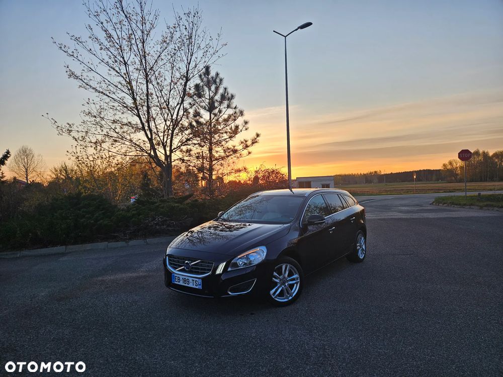 Volvo V60 DRIVe Summum - 11