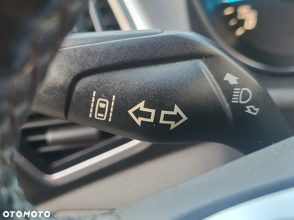 Ford Kuga 2.0 TDCi 4x4 Individual - 26