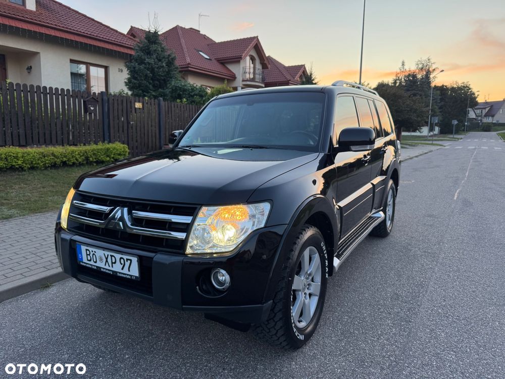 Mitsubishi Pajero 3.2 DI-D Automatik Intense - 2