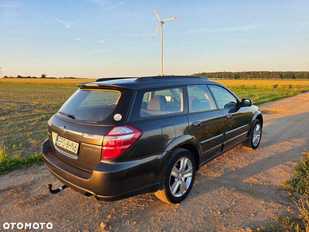 Subaru Outback - 6