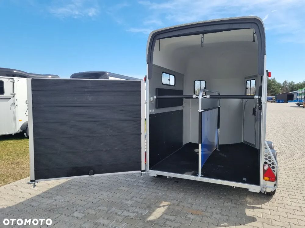 Cheval Liberte Gold 3 - 19