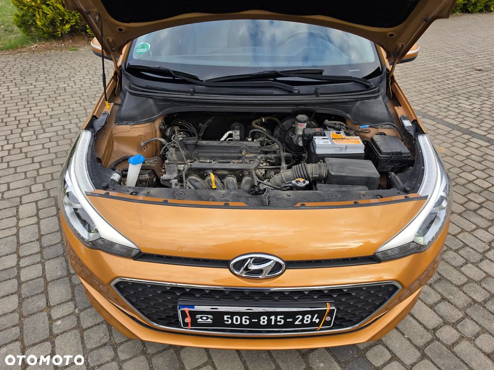 Hyundai i20 1.2 Passion Plus - 18