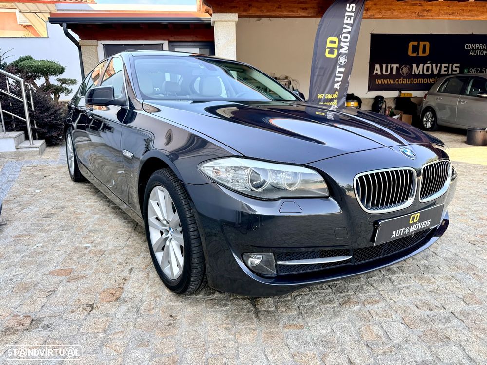 BMW 520 d Exclusive Auto 123g - 28