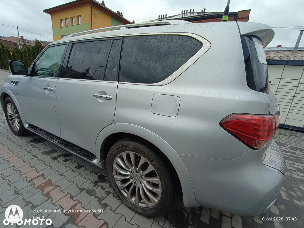 Infiniti QX80 - 3