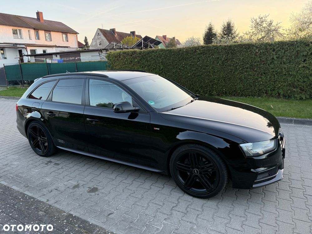 Audi A4 Avant 2.0 TDI DPF quattro S line Sportpaket - 2