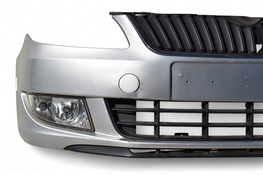 Zderzak Przód SKODA FABIA II Lift Kod lakieru: LA7W - 6