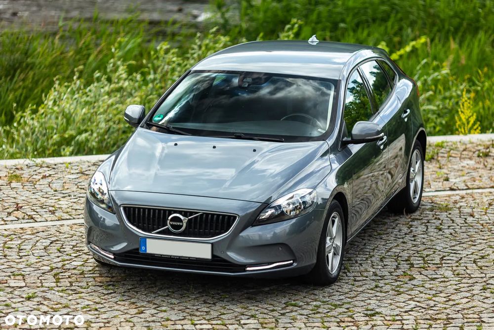 Volvo V40 - 2