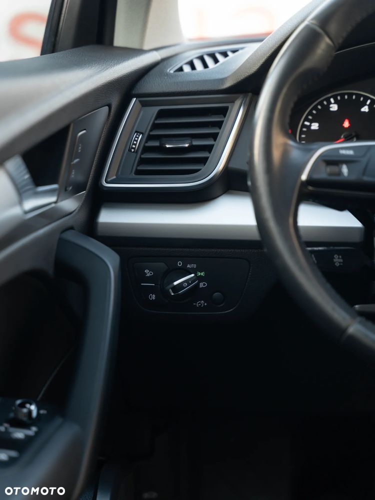 Audi Q5 35 TDI mHEV S tronic - 28