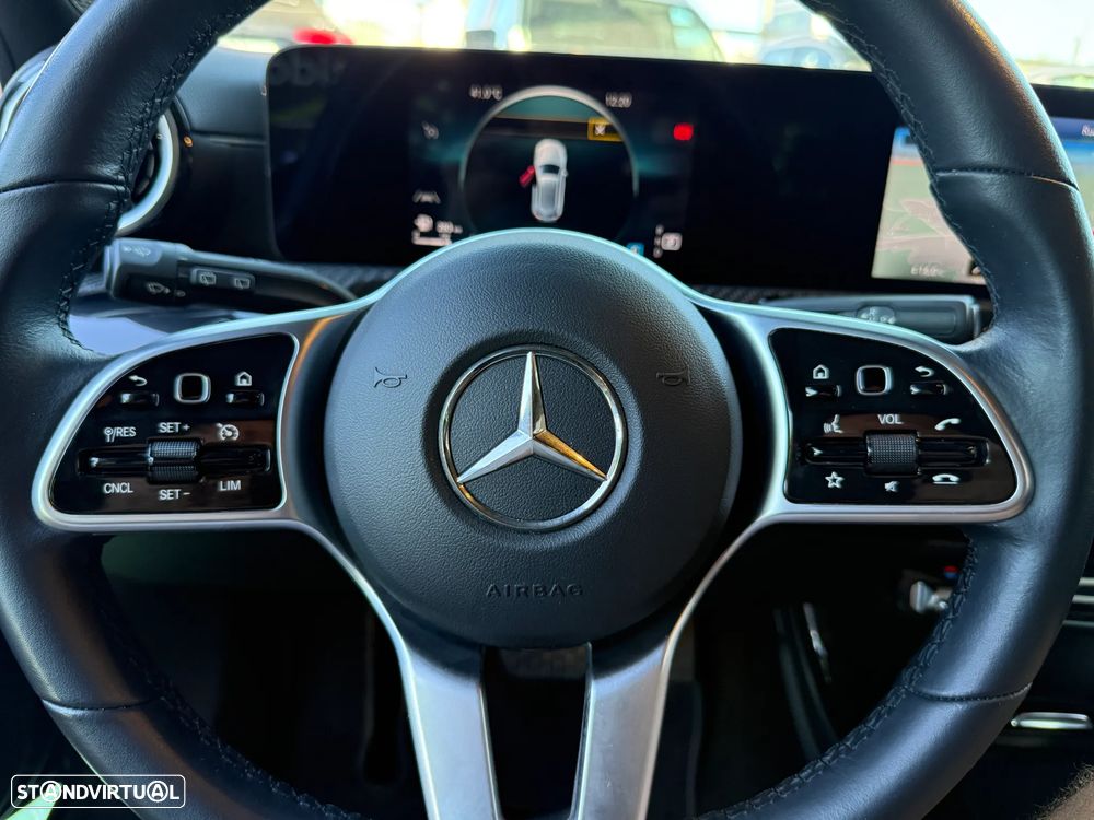 Mercedes-Benz A 200 Progressive Aut. - 30