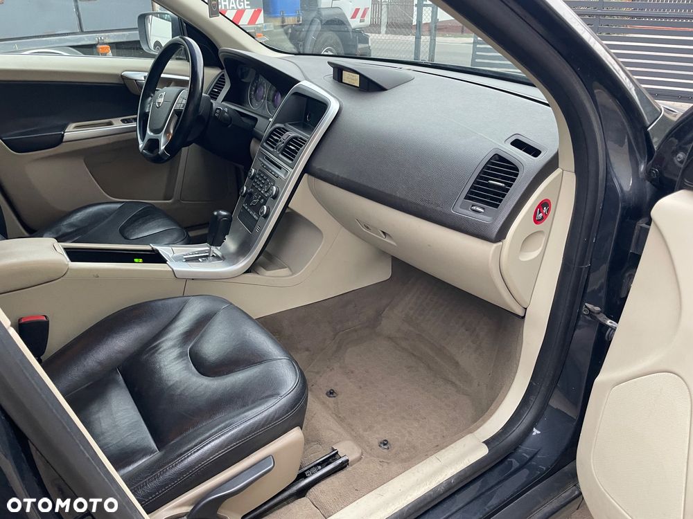 Volvo XC 60 - 26