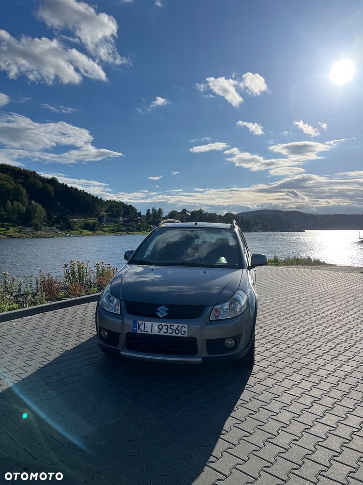 Suzuki SX4 - 4