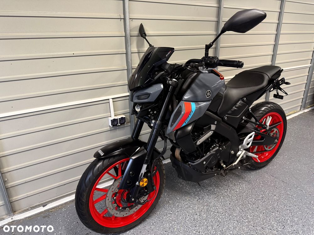 Yamaha MT - 7