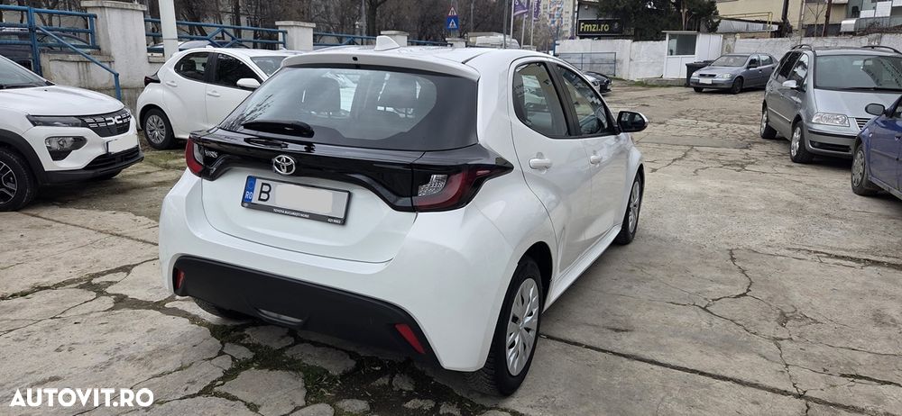 Toyota Yaris 1.0 L Eco - 7