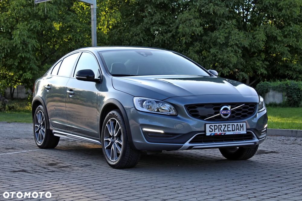 Volvo S60 Cross Country D3 Geartronic Momentum - 9