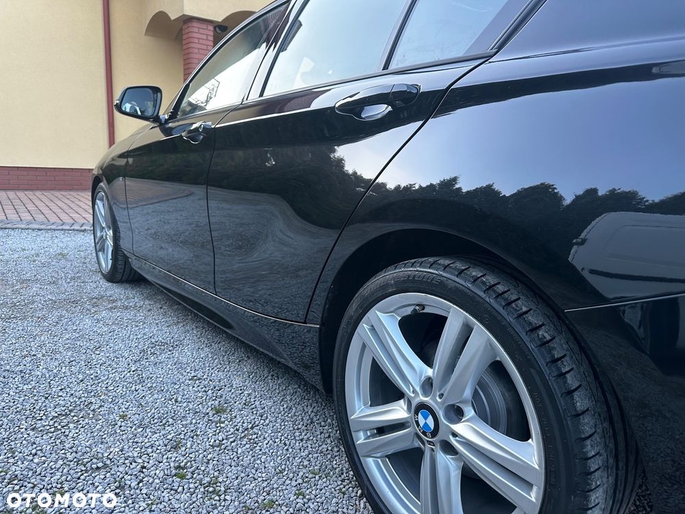 BMW Seria 1 - 21