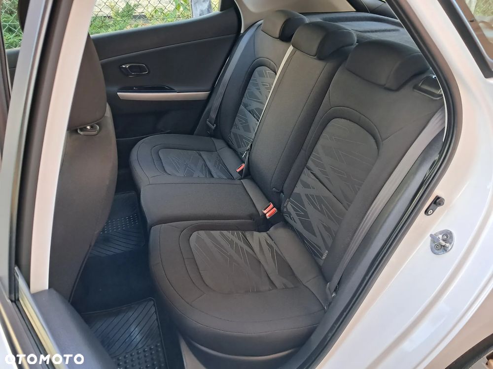 Kia Ceed - 16