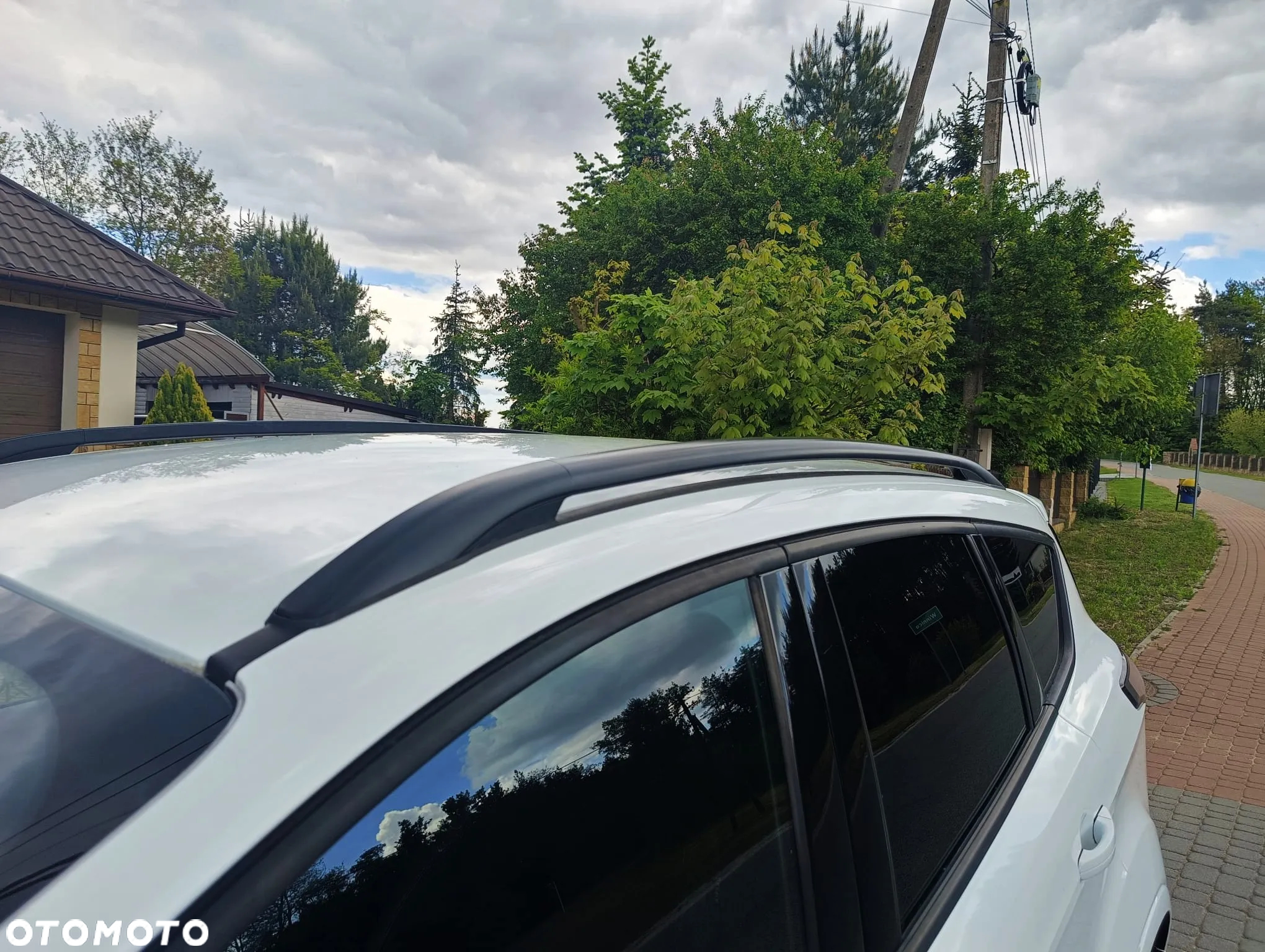 Ford Kuga 2.0 TDCi 2x4 Titanium - 39
