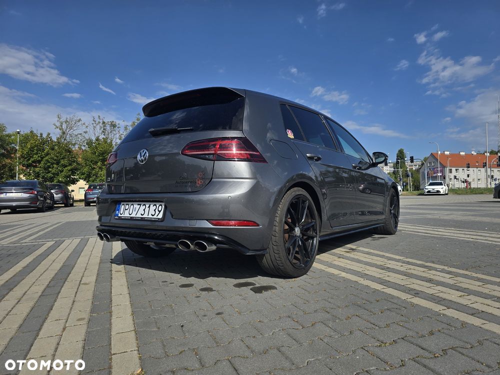 Volkswagen Golf - 4