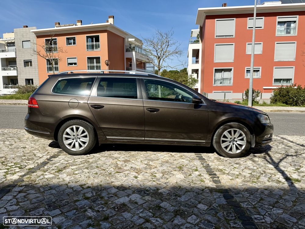 VW Passat Variant 1.6 TDI BlueMotion - 12