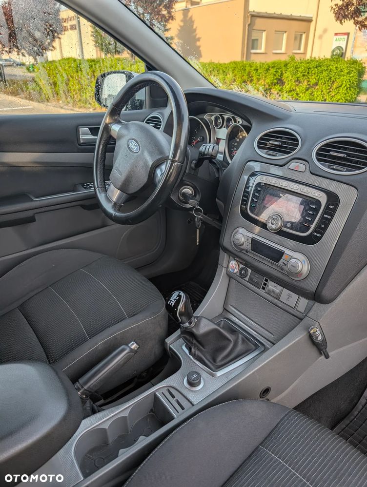 Ford Focus 2.0 Titanium EU5 - 6