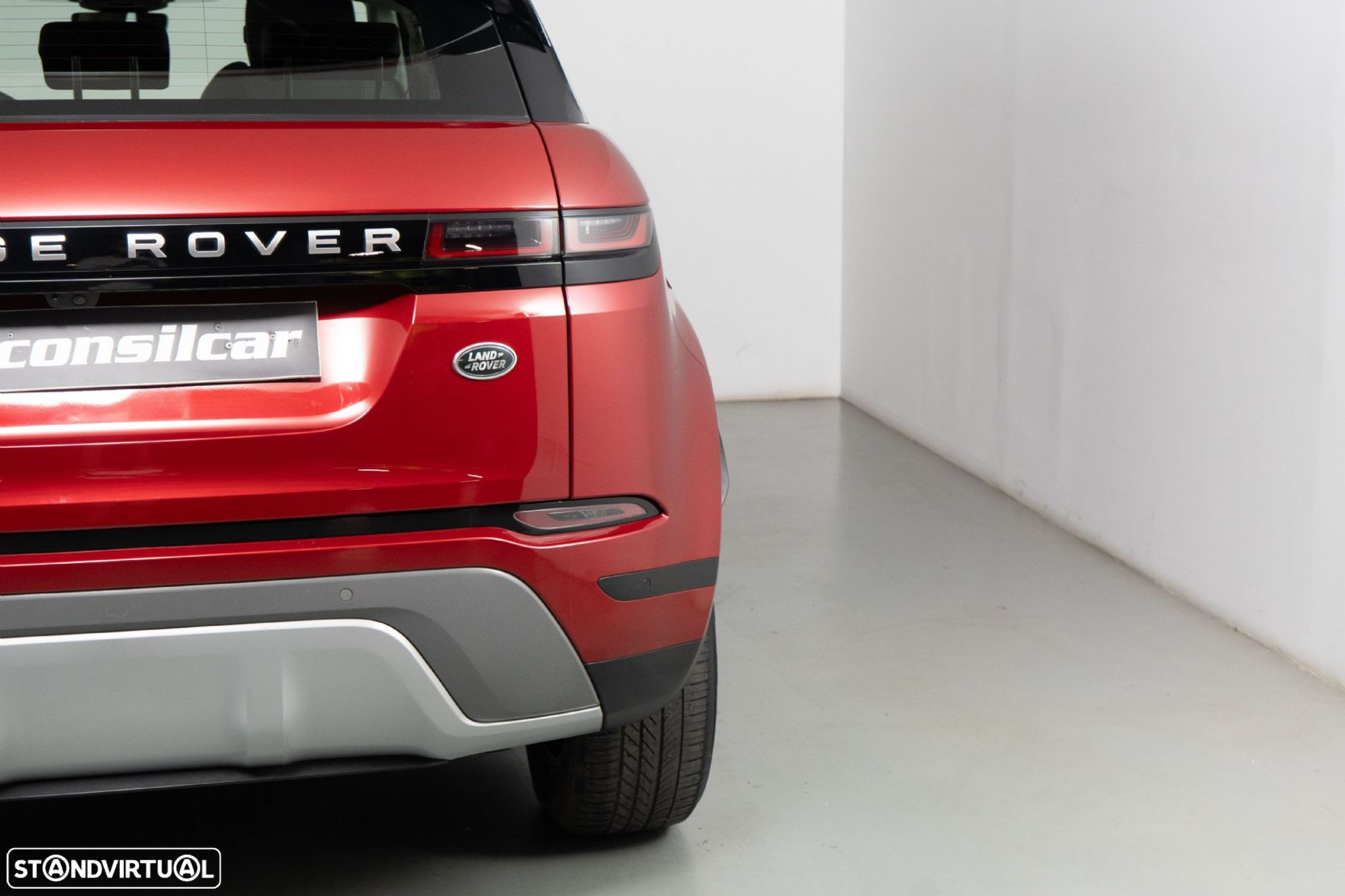 Land Rover Range Rover Evoque 1.5 P300e AWD Auto - 18