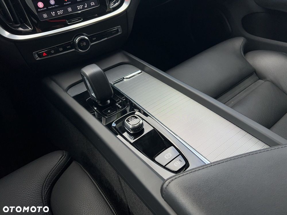 Volvo S60 B5 B AWD Ultimate Dark - 20