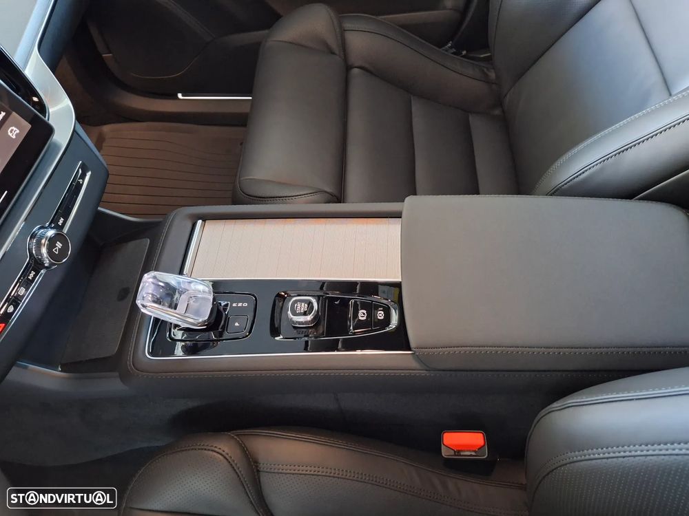 Volvo XC 90 2.0 T8 PHEV Black Edition AWD - 19