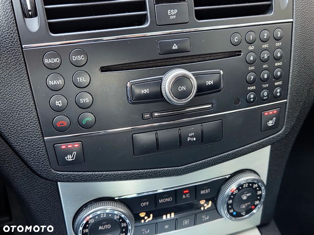 Mercedes-Benz Klasa C 220 CDI DPF Automatik Avantgarde - 30