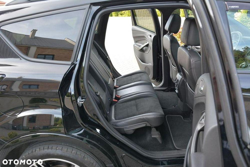 Ford Kuga 2.0 TDCi 4x4 ST-Line - 15