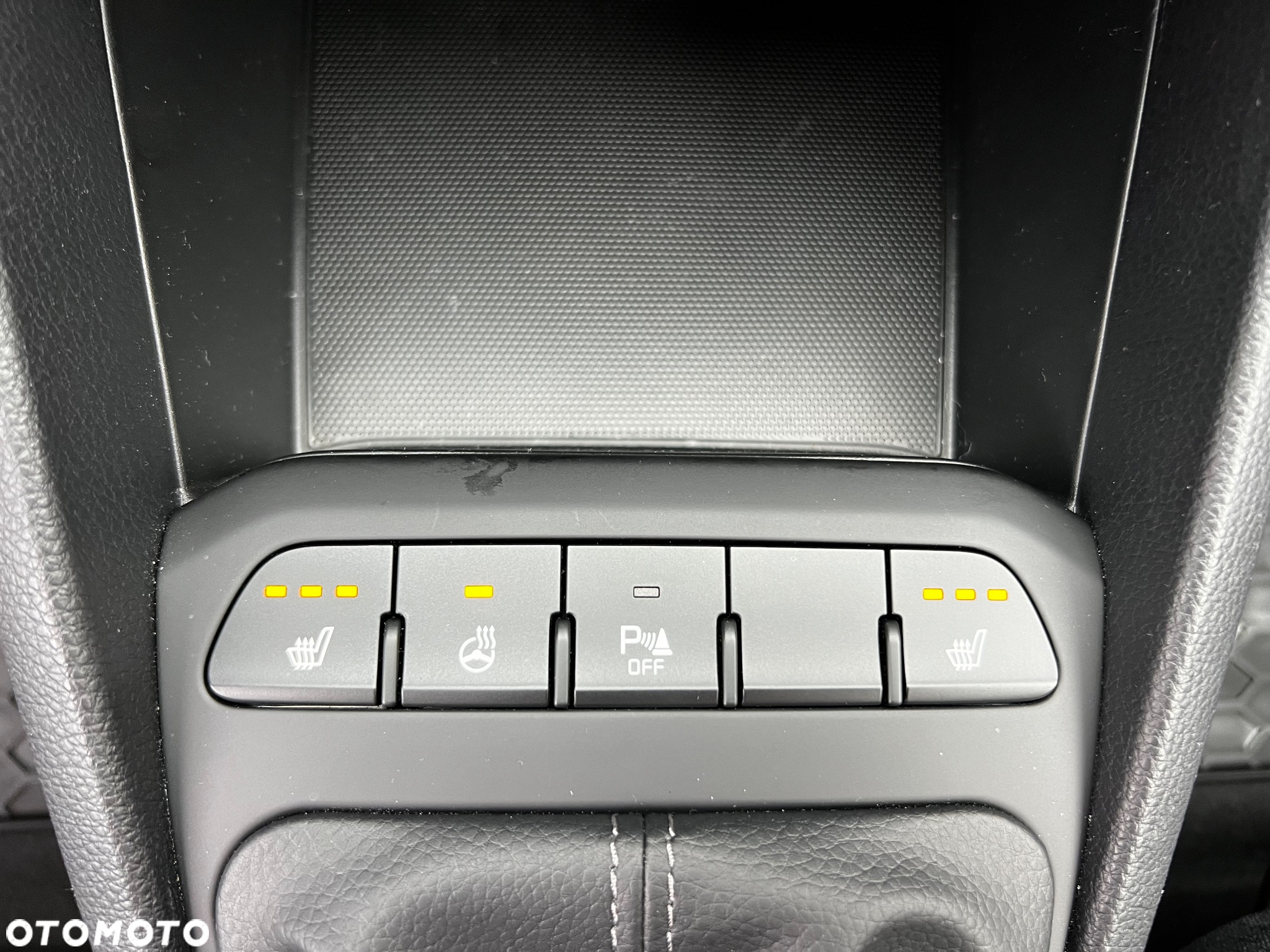 Kia Stonic 1.2 L - 37