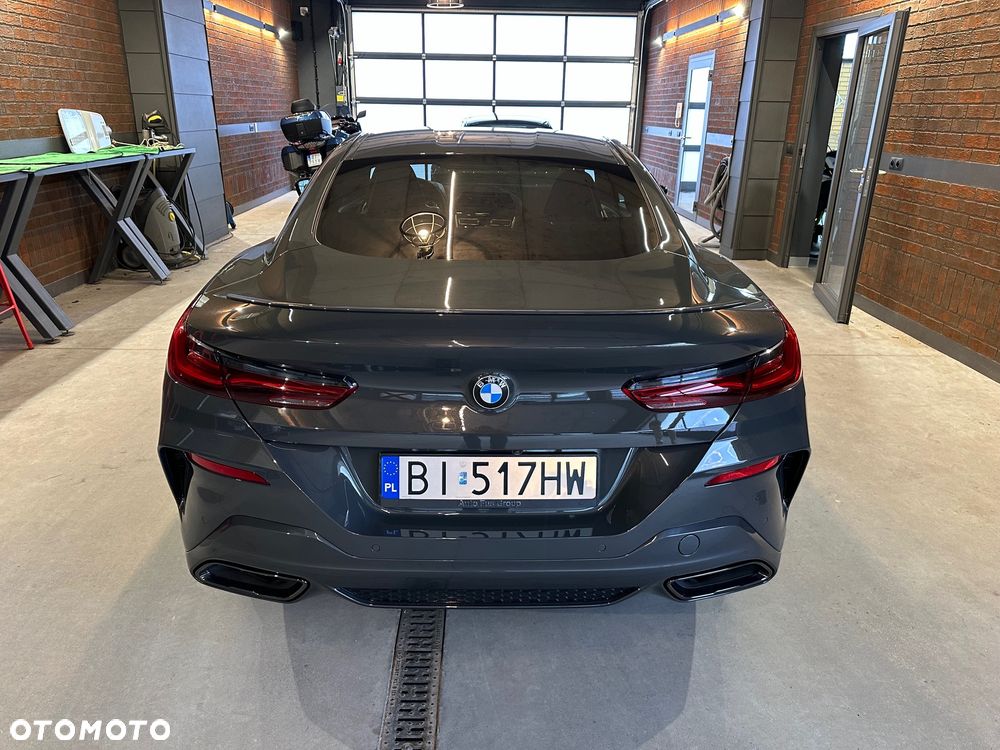 BMW Seria 8 - 8
