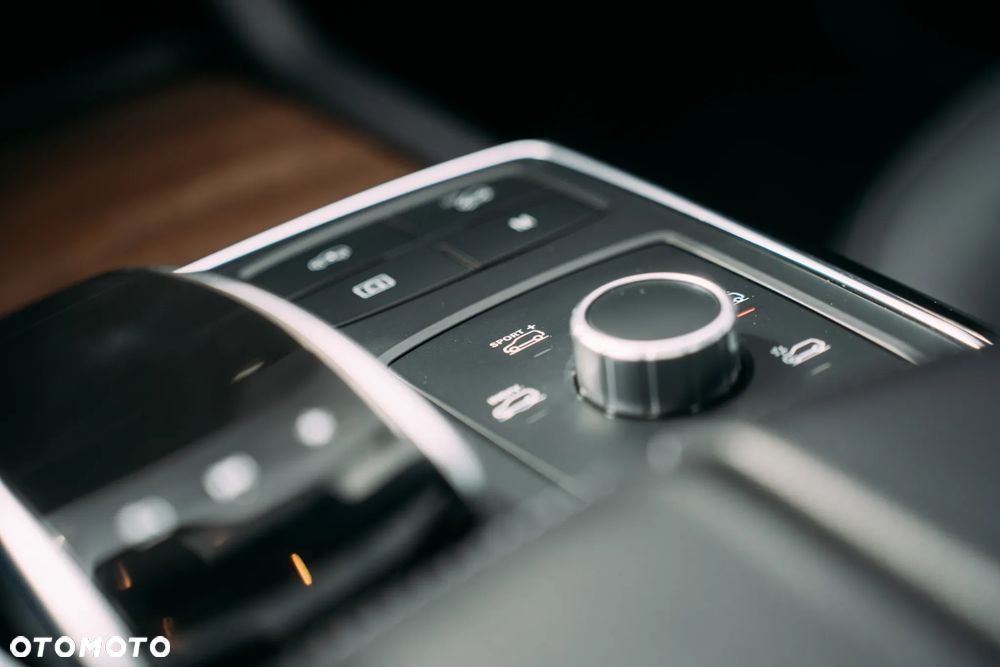 Mercedes-Benz GLE AMG 43 4-Matic - 23