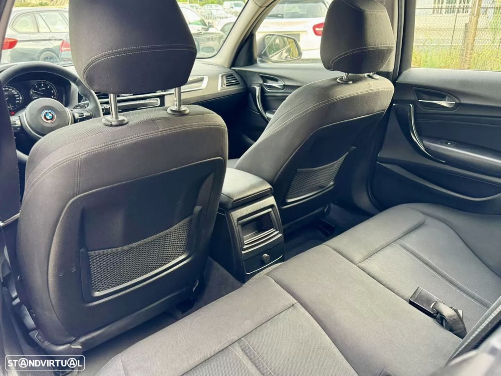 BMW 116 d Sport Line - 13