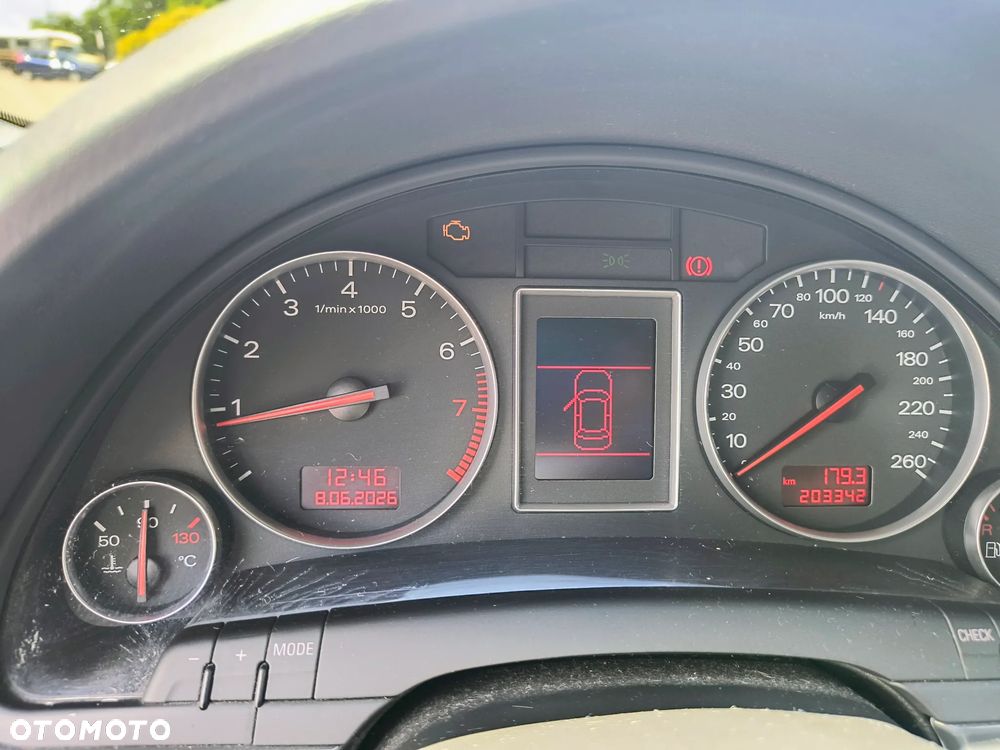 Audi A4 Limousine 1.6 - 12