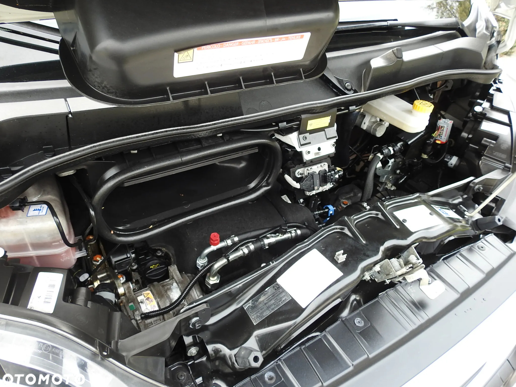 Peugeot BOXER FURGON CHŁODNIA 0*C TEMPOMAT NAWIGACJA KLIMATYZACJA 135KM [ S45902 ] - 24