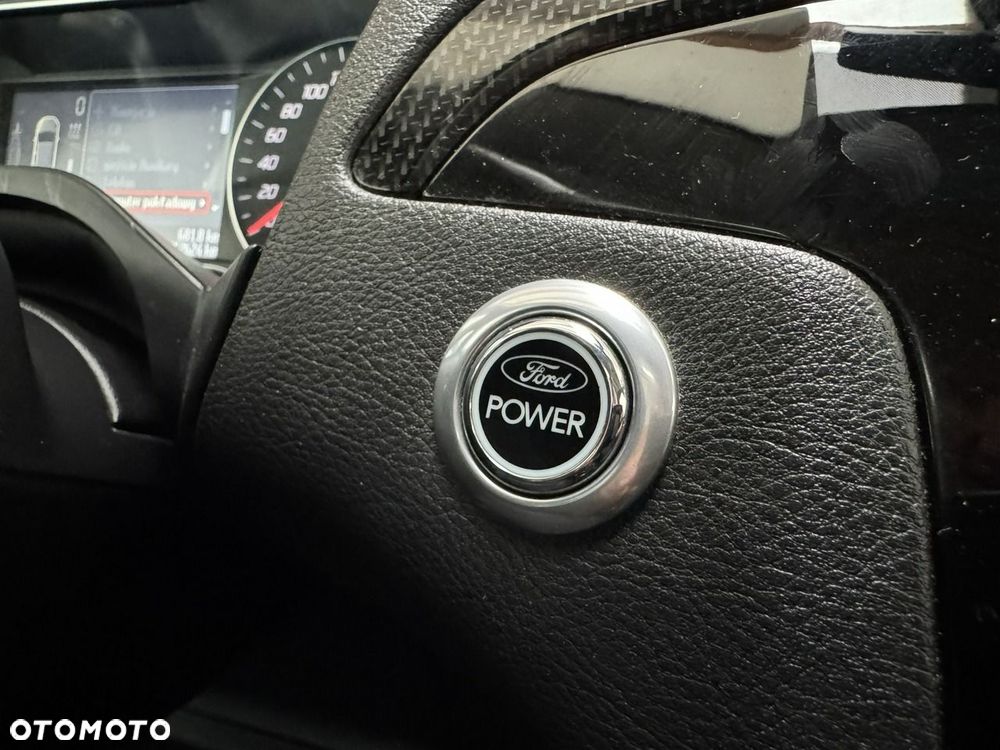 Ford S-Max - 22
