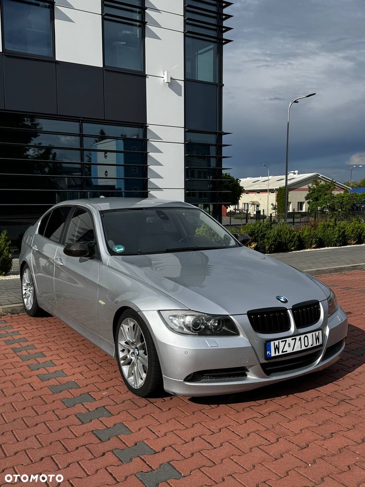 BMW Seria 3 325i - 2