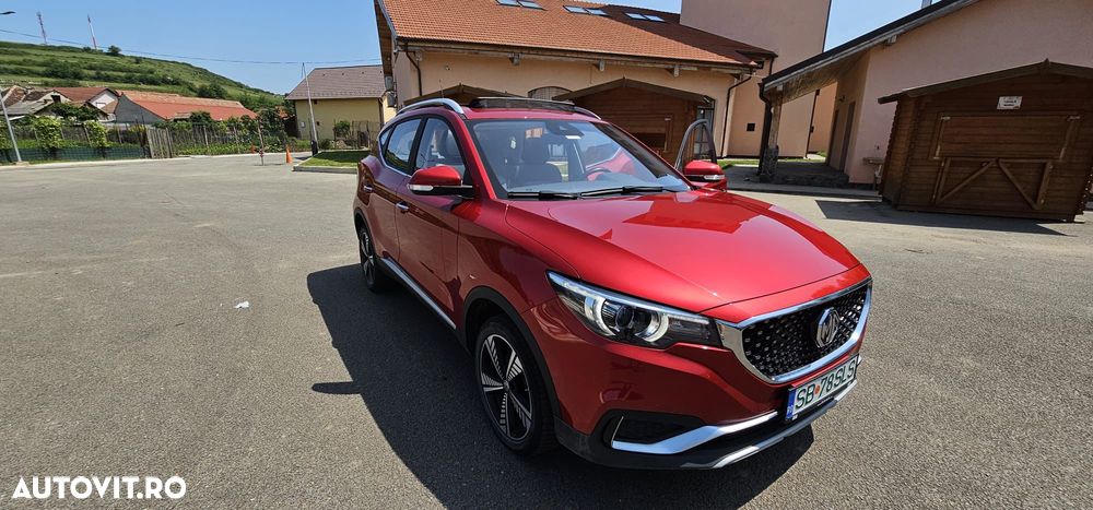 MG ZS EV - 6