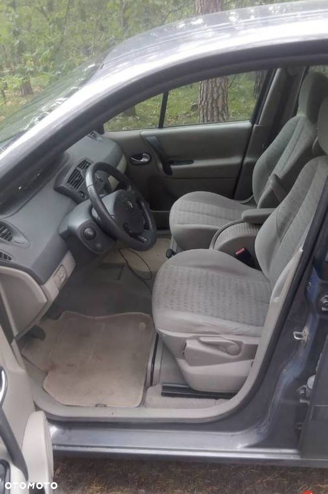 Renault Scenic - 7