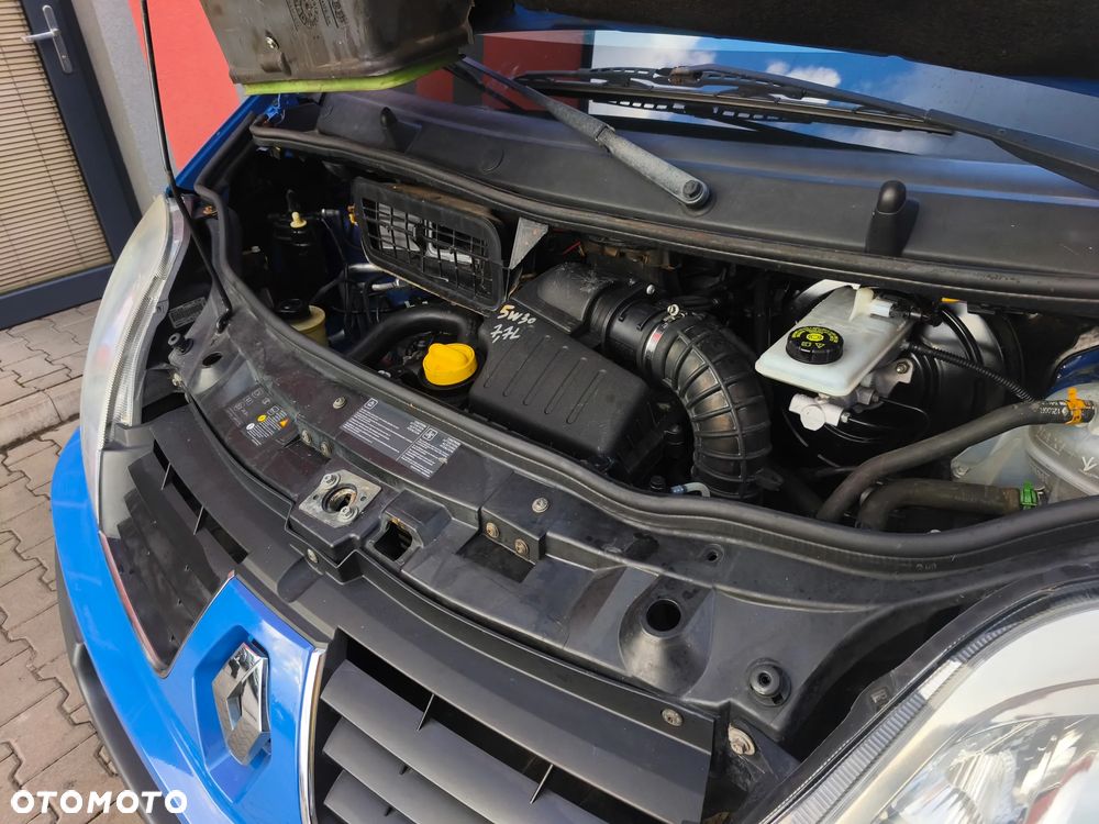 Renault Trafic - 19