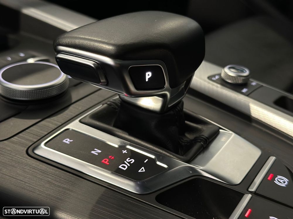 Audi A4 Allroad 2.0 TDI quattro S tronic - 24