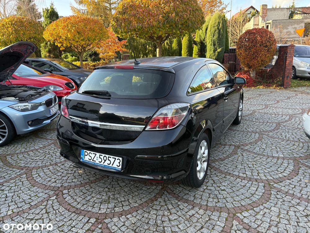 Opel Astra GTC 1.9 CDTI Sport - 3