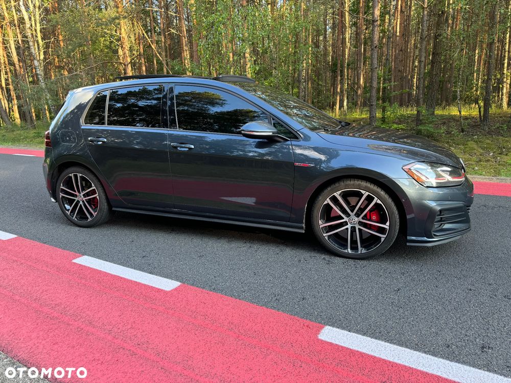 Volkswagen Golf 2.0 TSI GTI 35 DSG - 3