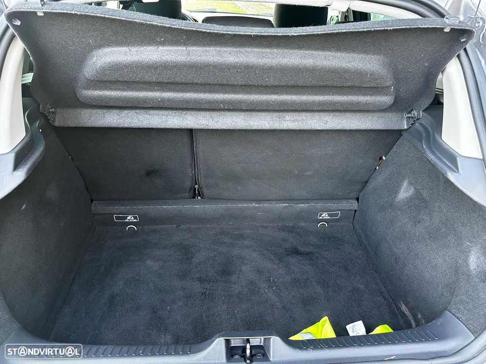 Renault Clio 0.9 TCE Luxe - 43