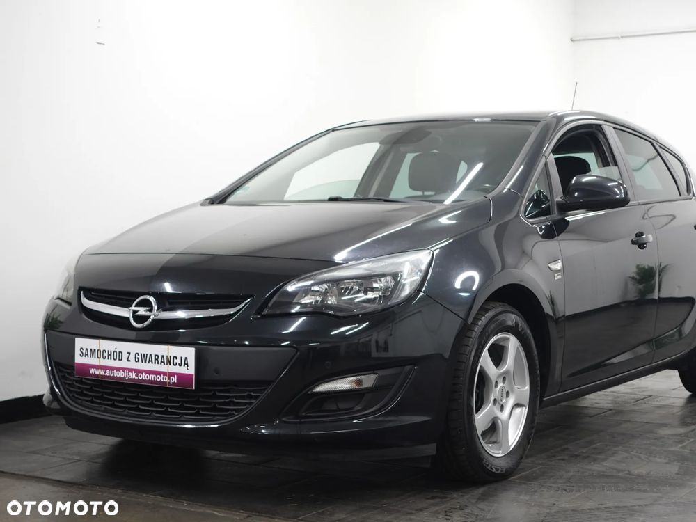 Opel Astra 1.4 150 Jahre - 15