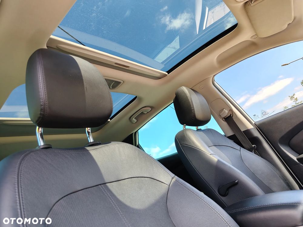 Hyundai ix35 2.0 CRDi 4WD 5 Star Edition - 28